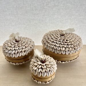 Boite en bambou et coquillages