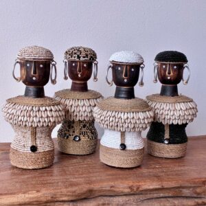 Poupée Namji Perles & Coquillages - Modèle 1