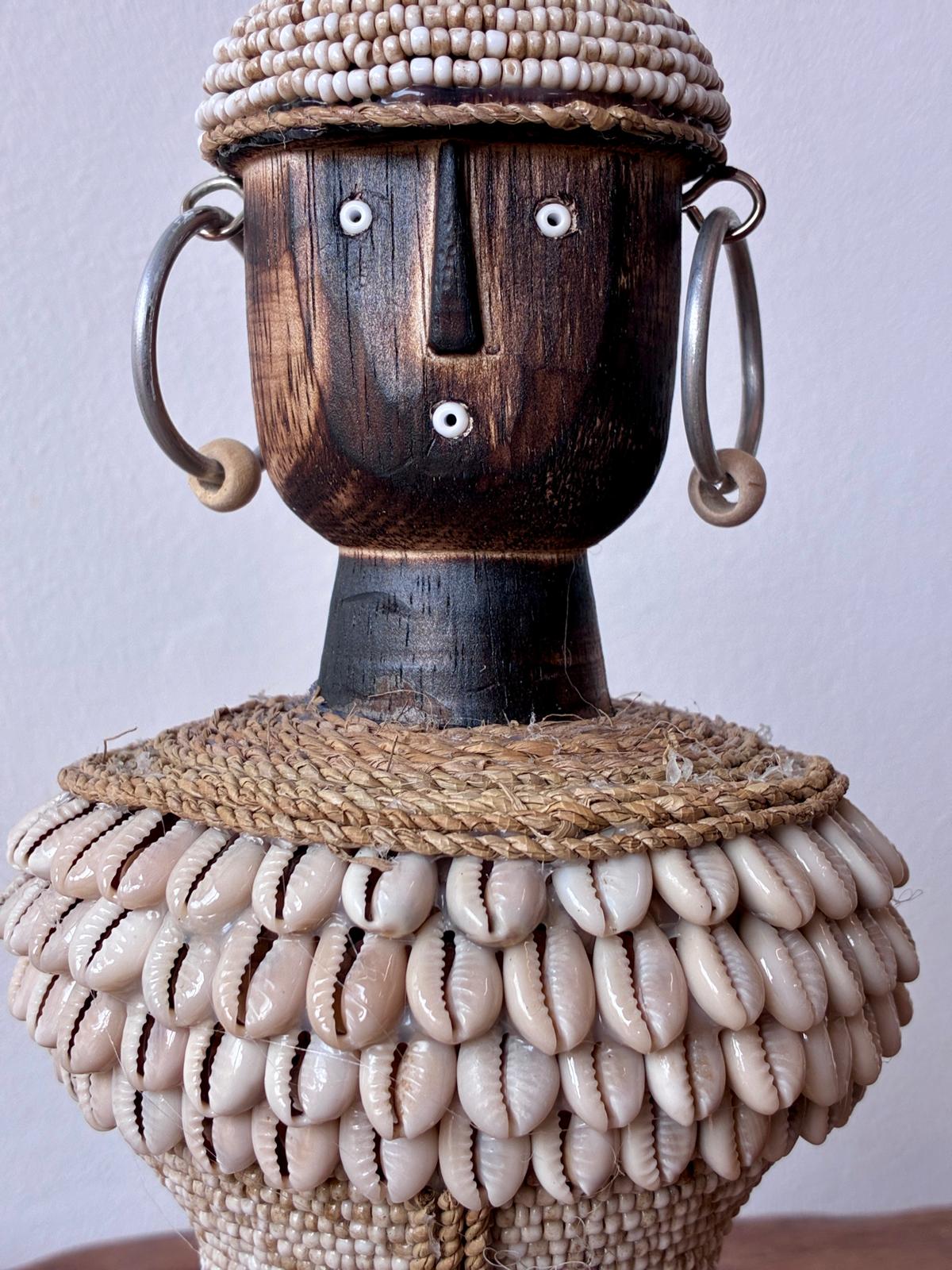 Poupée Namji Perles & Coquillages - Modèle 1